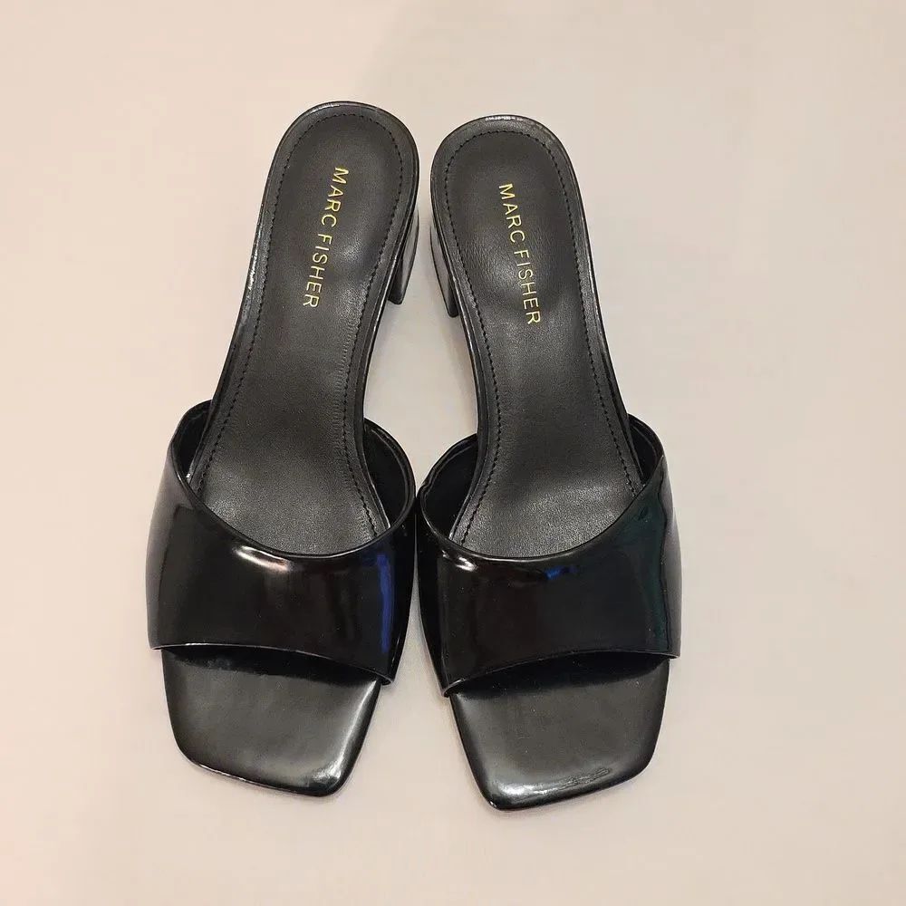 BRAND NEW MARC FISHER MFCYNLEA-C GLOSSY BLACK MULES SANDAL R3 - Picture 3 of 16